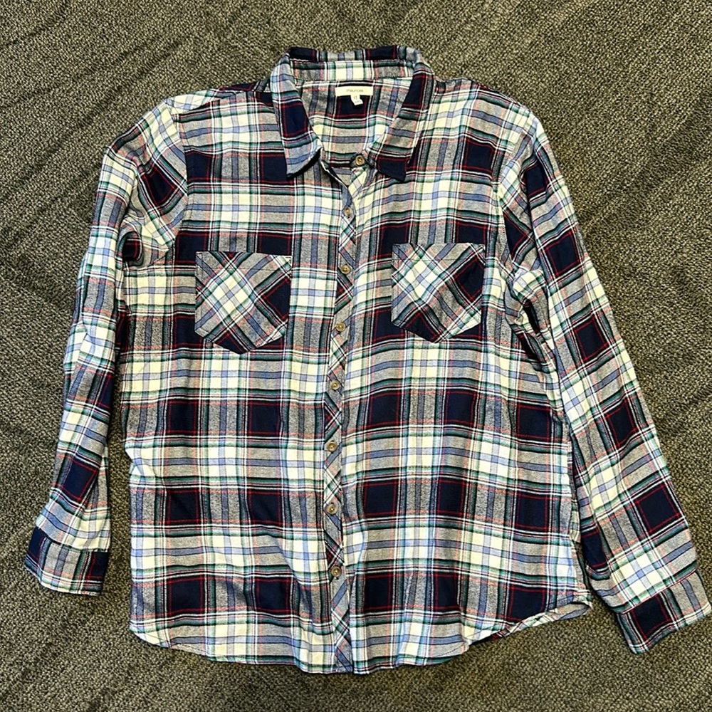 Maurices used XXL navy blue plaid button down blouse